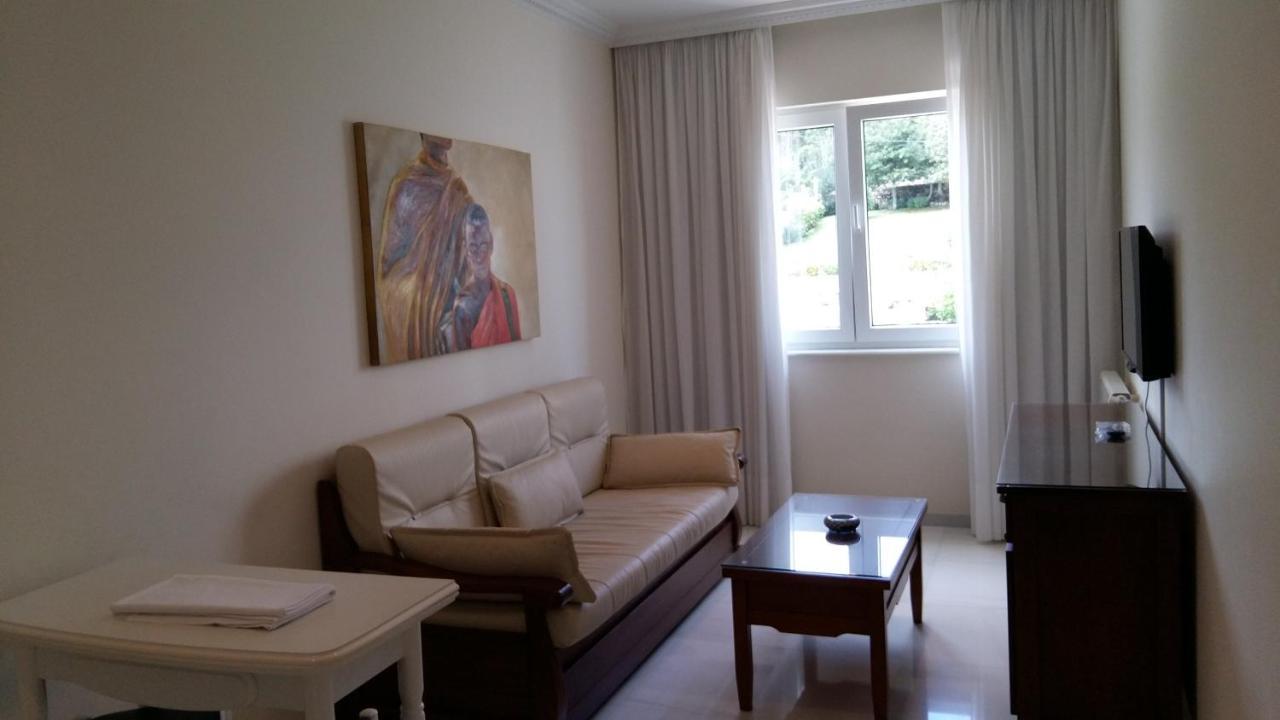 Apartamentos Maritimo Suites-Solo Adultos O Grove Zewnętrze zdjęcie